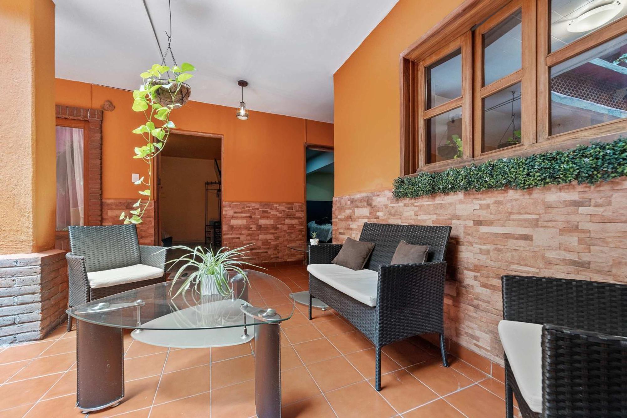 Charming 2-Bedroom Retreat In Lomas De Bezares メキシコシティ エクステリア 写真