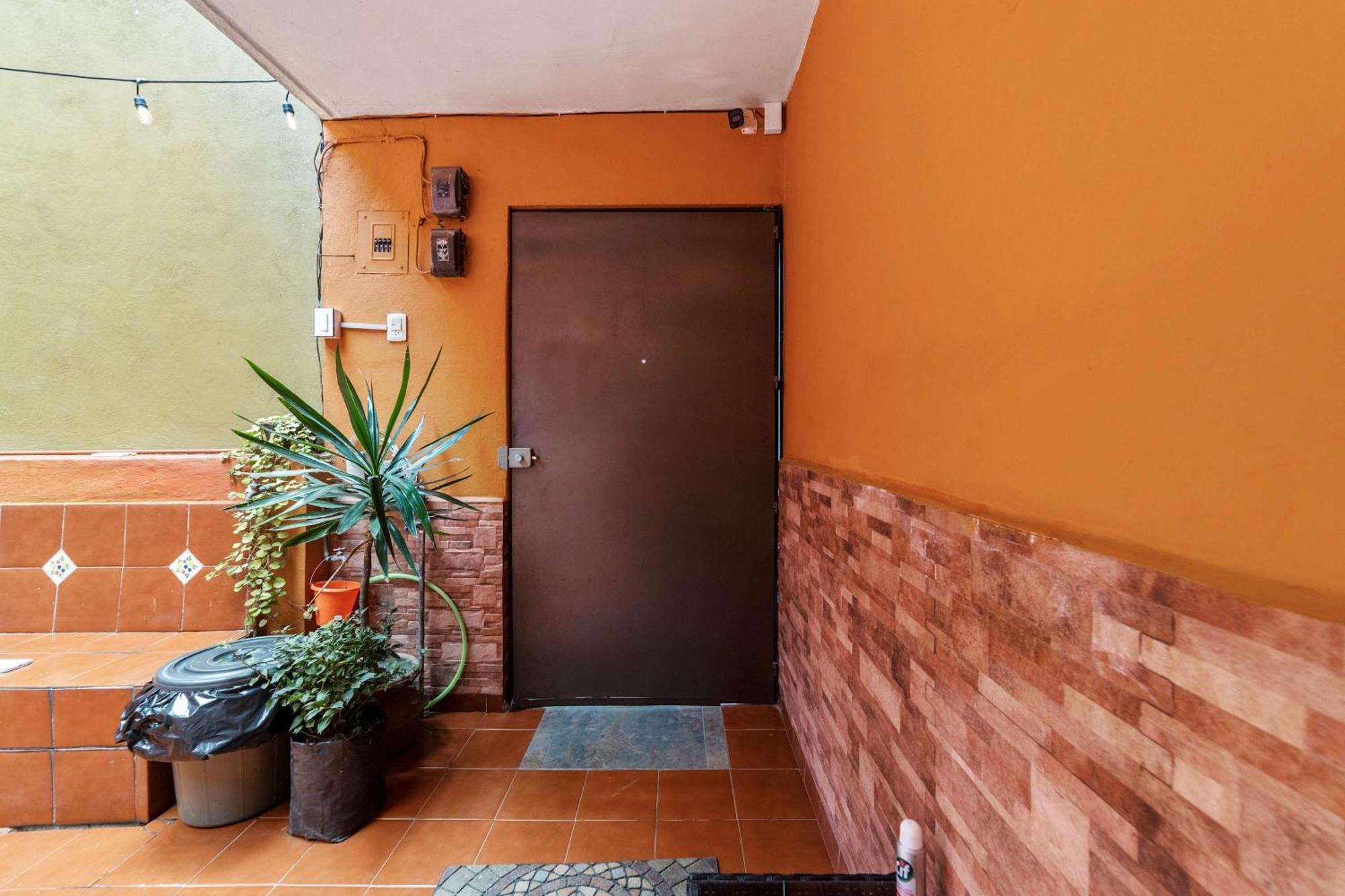 Charming 2-Bedroom Retreat In Lomas De Bezares メキシコシティ エクステリア 写真