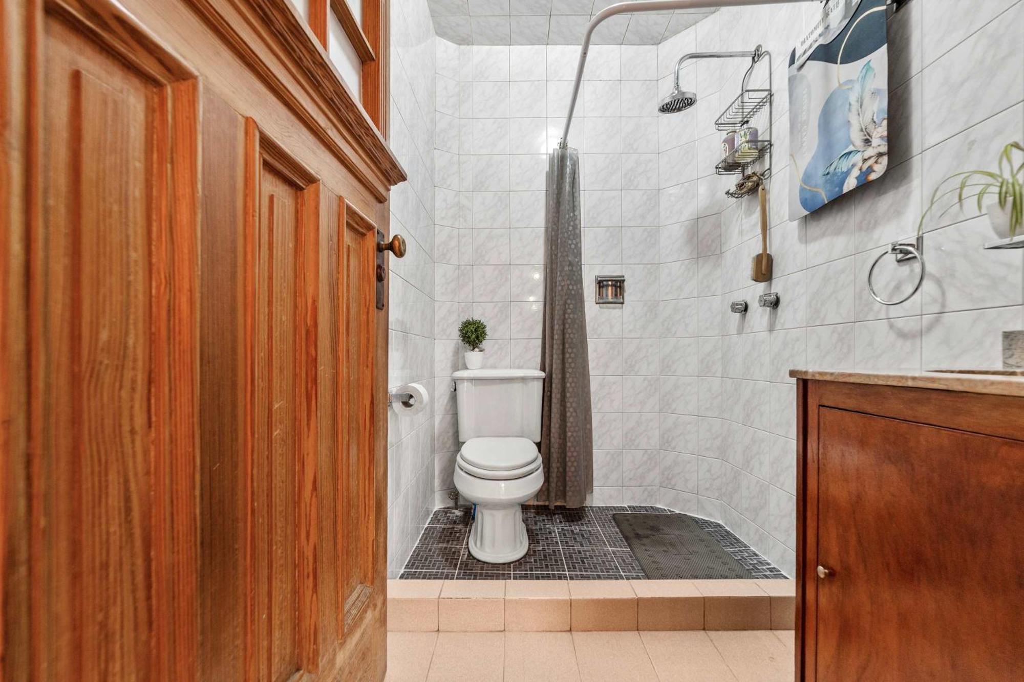 Charming 2-Bedroom Retreat In Lomas De Bezares メキシコシティ エクステリア 写真